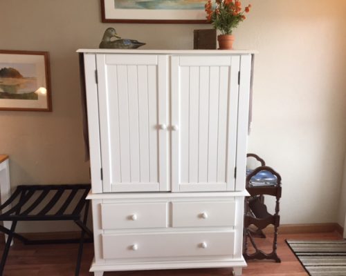 304-Entertainment-Center-Closed