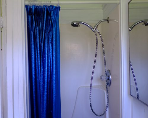 G12-Bathroom-1