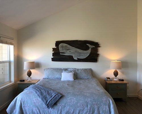 bed-whale
