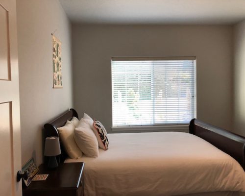 bedroom3-1