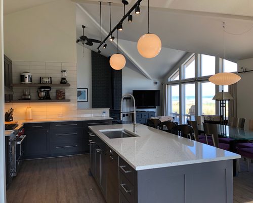 kitchen-dinningroom-tv