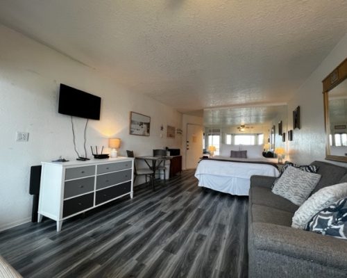 1FF01A5A-31A7-472B-84CF-80B1974571D9