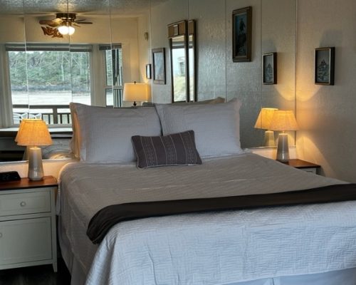 DB8D4354-28C3-4455-9458-AF04BCACC90A